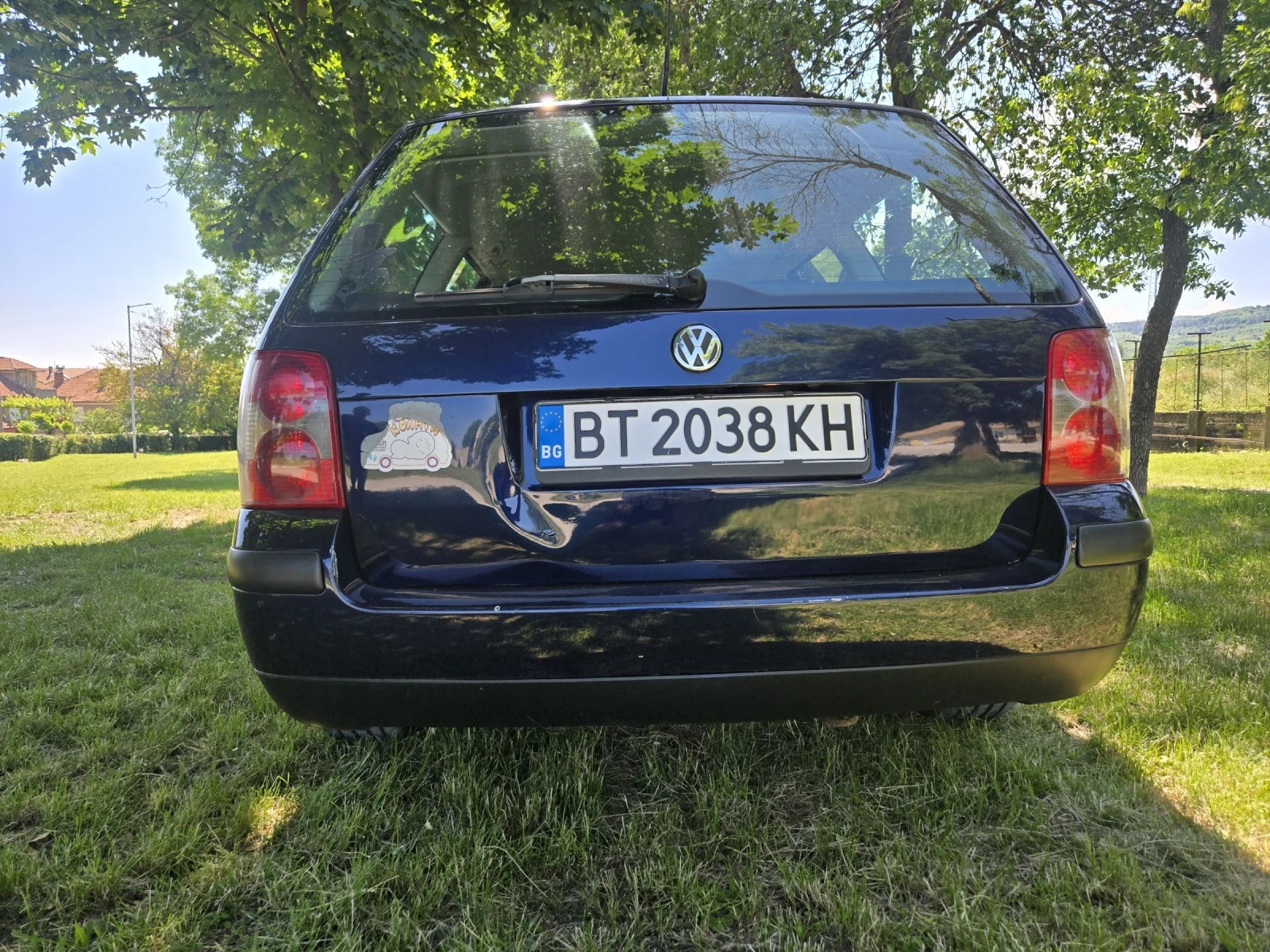 VW Passat 1.9 TDI, снимка 4 - Автомобили и джипове - 54818786