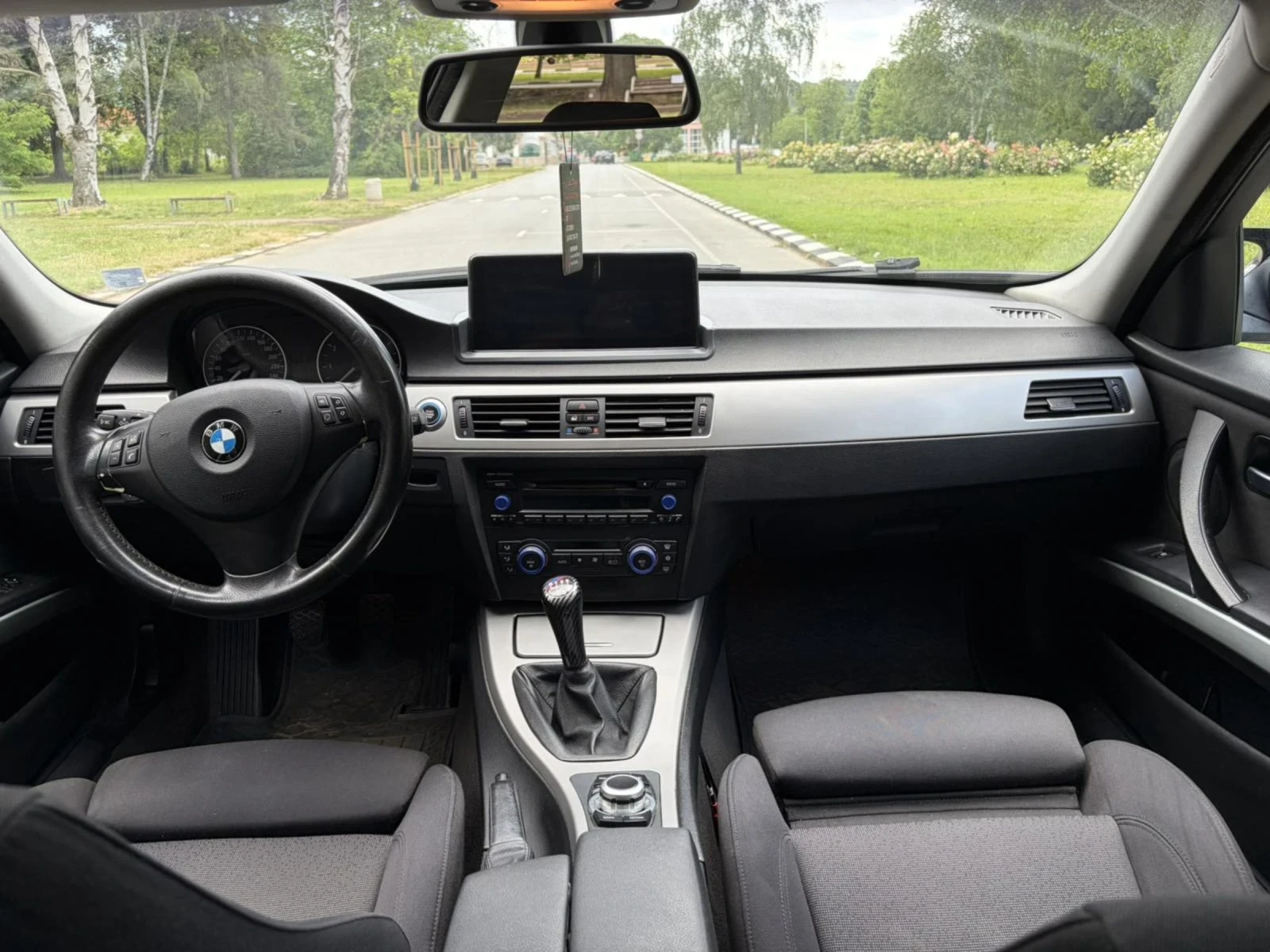 BMW 320, снимка 12 - Автомобили и джипове - 54836993