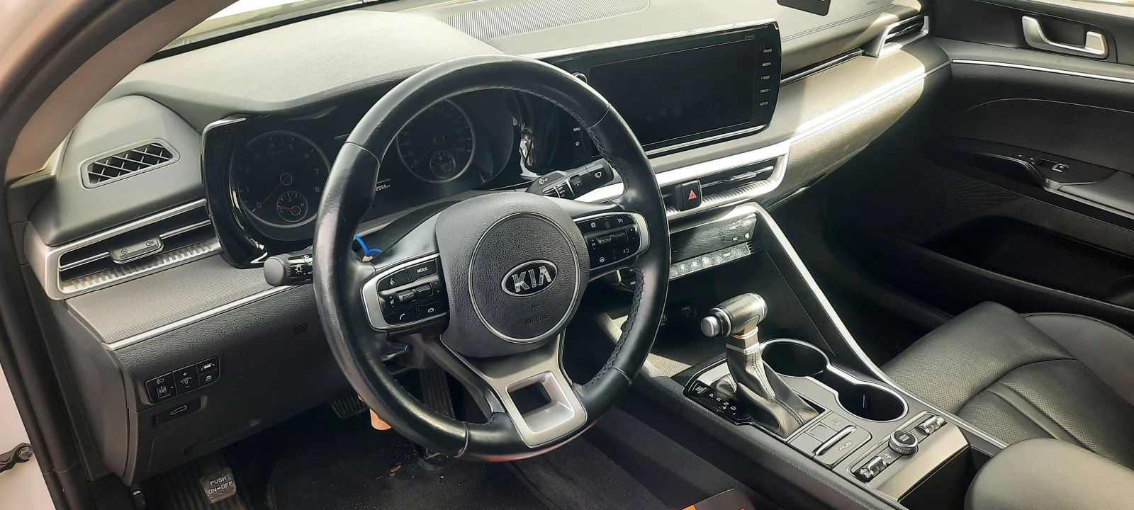 Kia K5 2.0 LPI, снимка 10 - Автомобили и джипове - 54846521