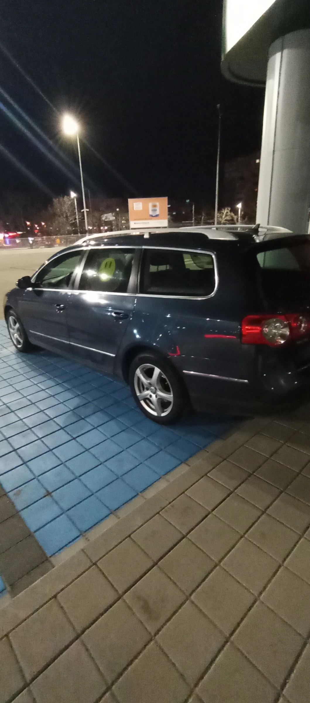 VW Passat 1.9 TDI, снимка 5 - Автомобили и джипове - 55152345