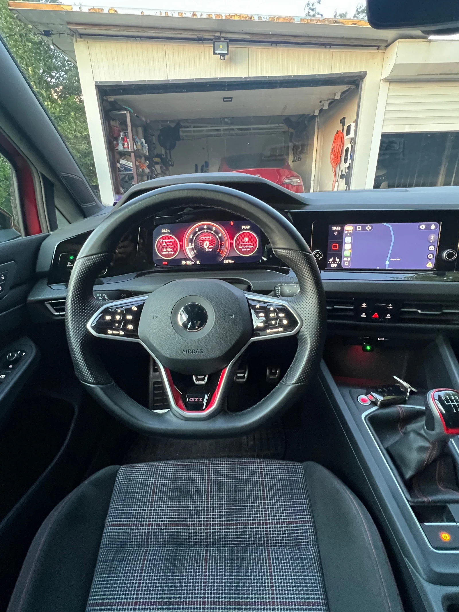 VW Golf GTI Реални 25 к.км!, снимка 11 - Автомобили и джипове - 55166329
