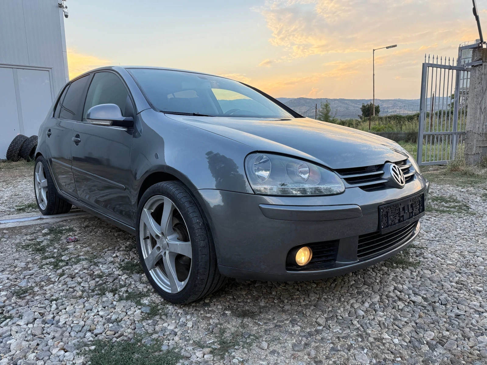 VW Golf 1.9TDI, снимка 8 - Автомобили и джипове - 55600806