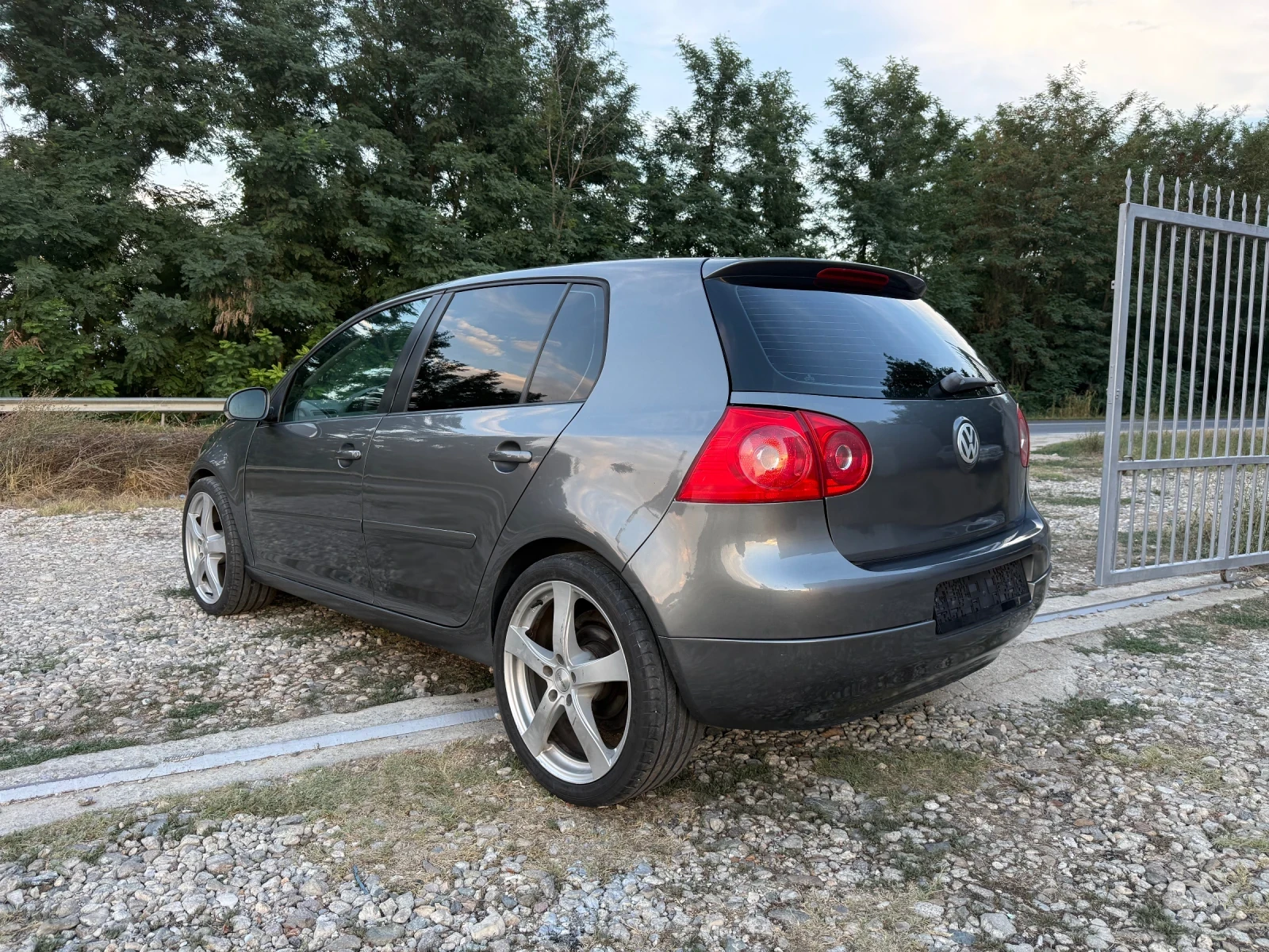VW Golf 1.9TDI, снимка 3 - Автомобили и джипове - 55600806