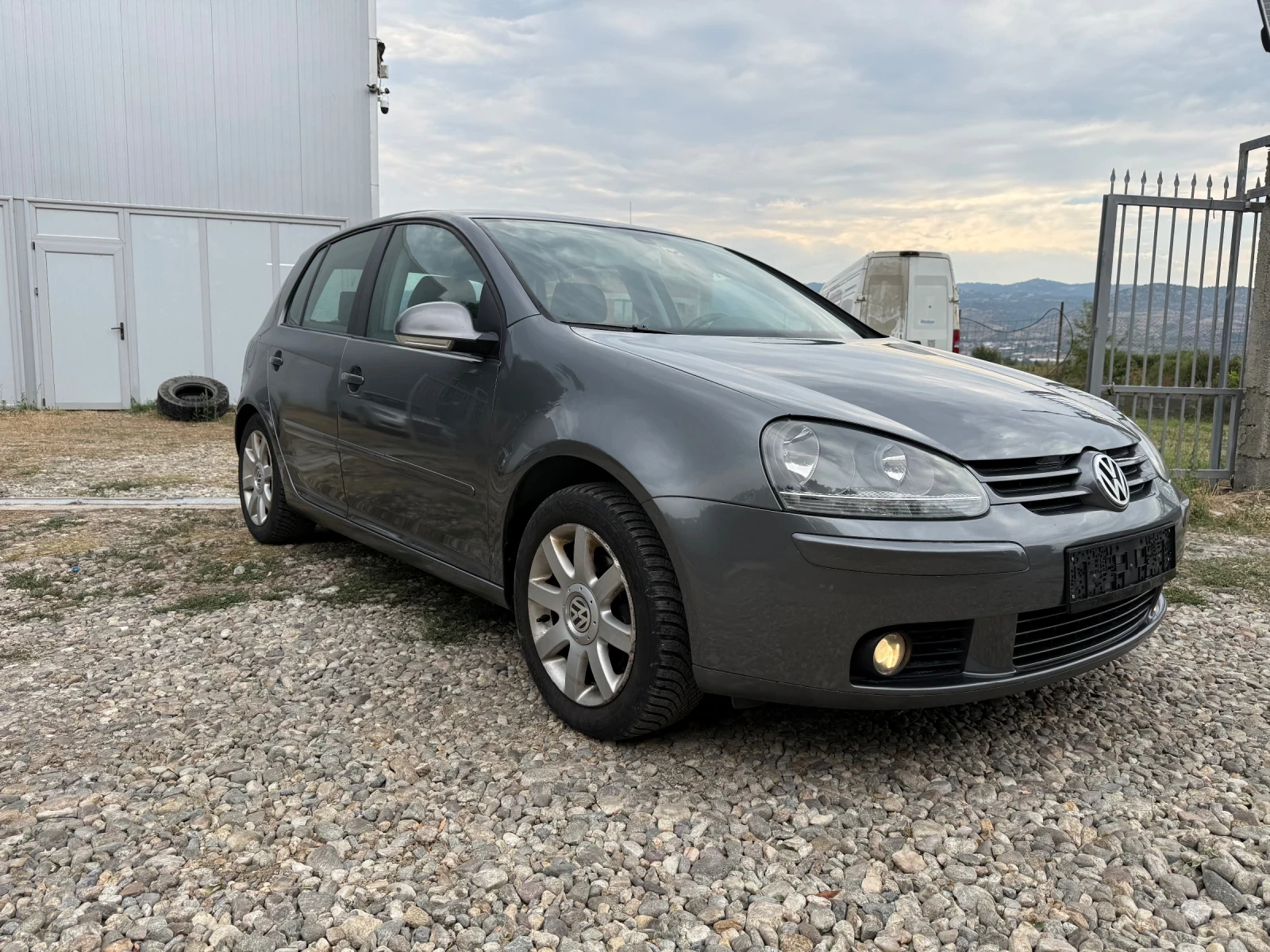 VW Golf 1.9TDI, снимка 5 - Автомобили и джипове - 55600806