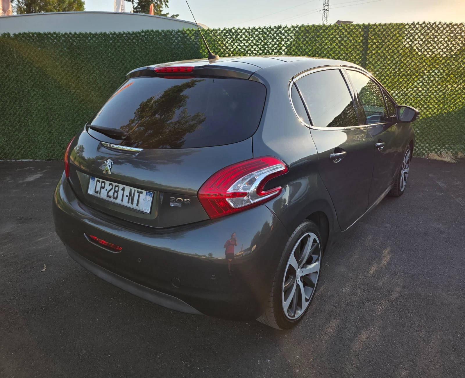 Peugeot 208 Navi panorama, снимка 3 - Автомобили и джипове - 55683281