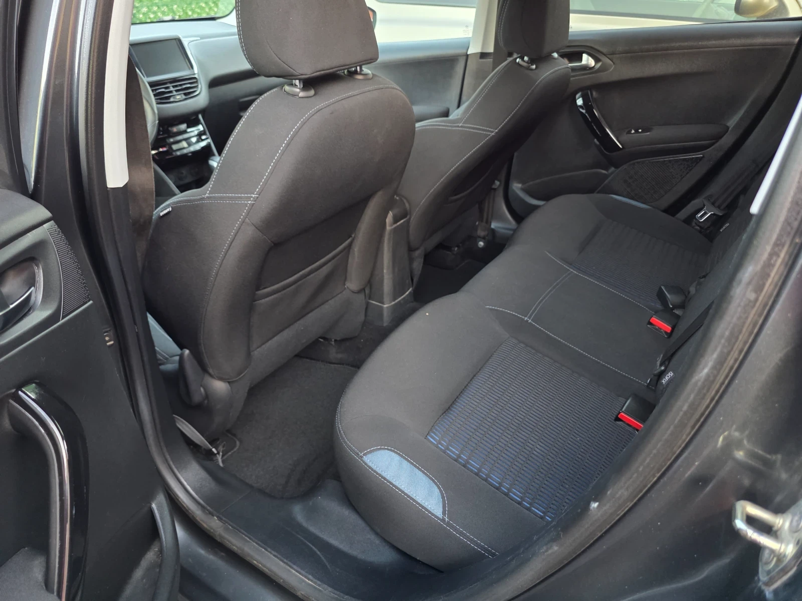 Peugeot 208 Navi panorama, снимка 9 - Автомобили и джипове - 55683281