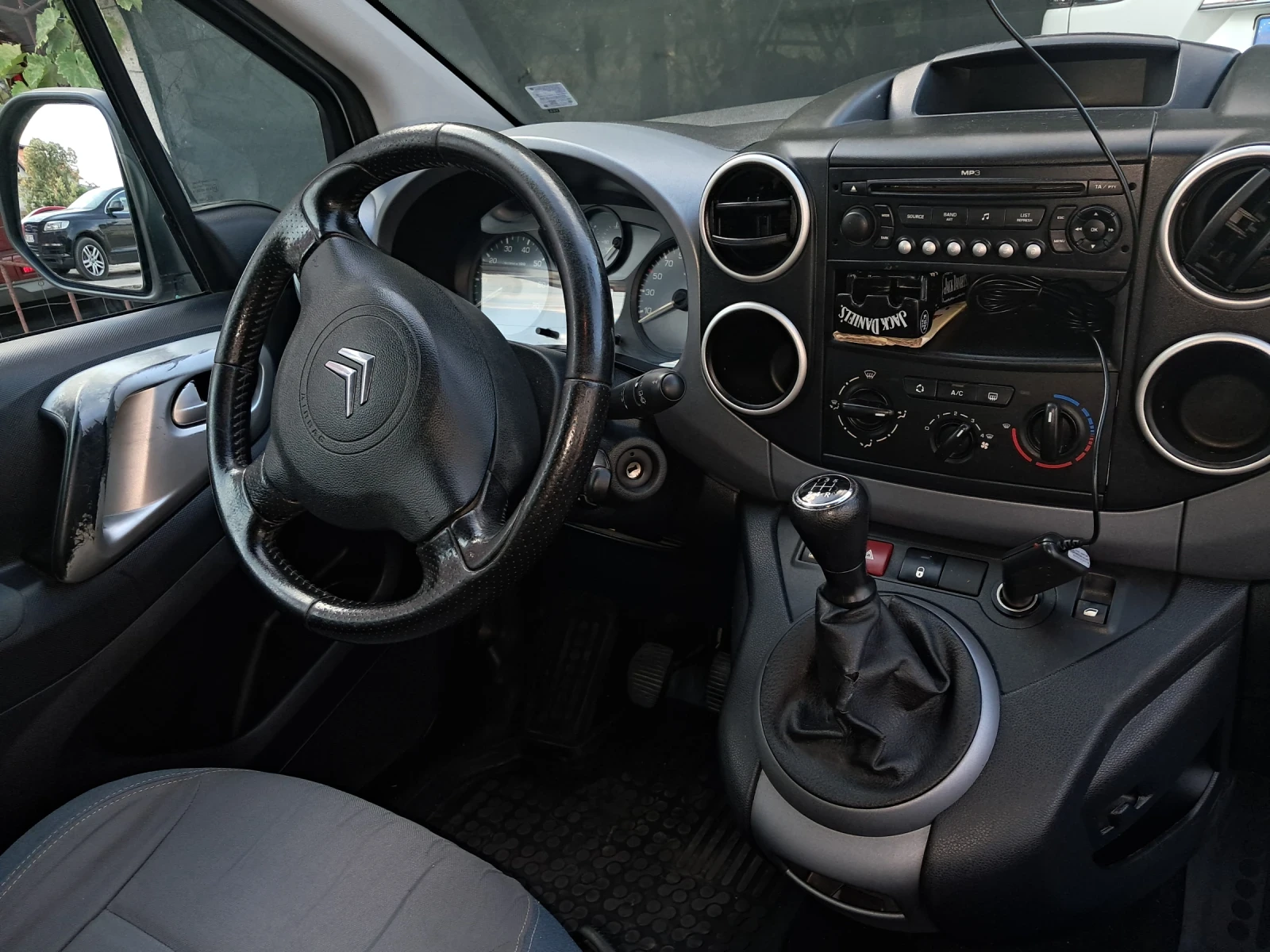 Citroen Berlingo, снимка 8 - Автомобили и джипове - 55825846