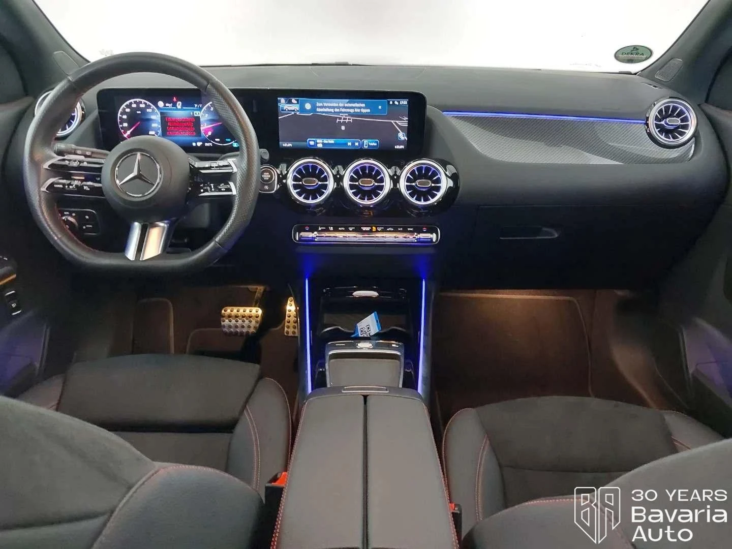 Mercedes-Benz GLA 200 7G-DCT AMG Line, снимка 7 - Автомобили и джипове - 55934343