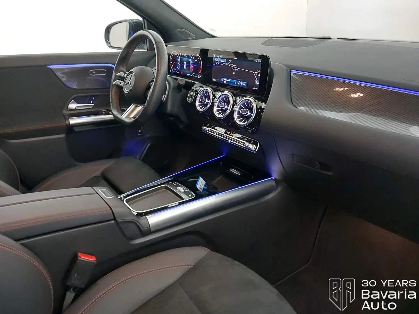 Mercedes-Benz GLA 200 7G-DCT AMG Line, снимка 8 - Автомобили и джипове - 55934343