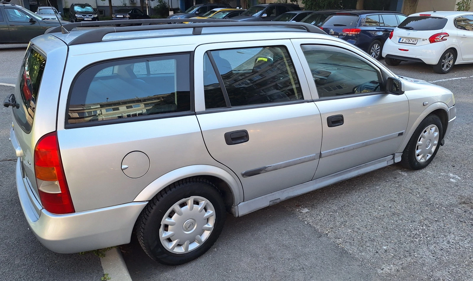Opel Astra G Caravan 1.7 TD (68 кс), снимка 2 - Автомобили и джипове - 56182718