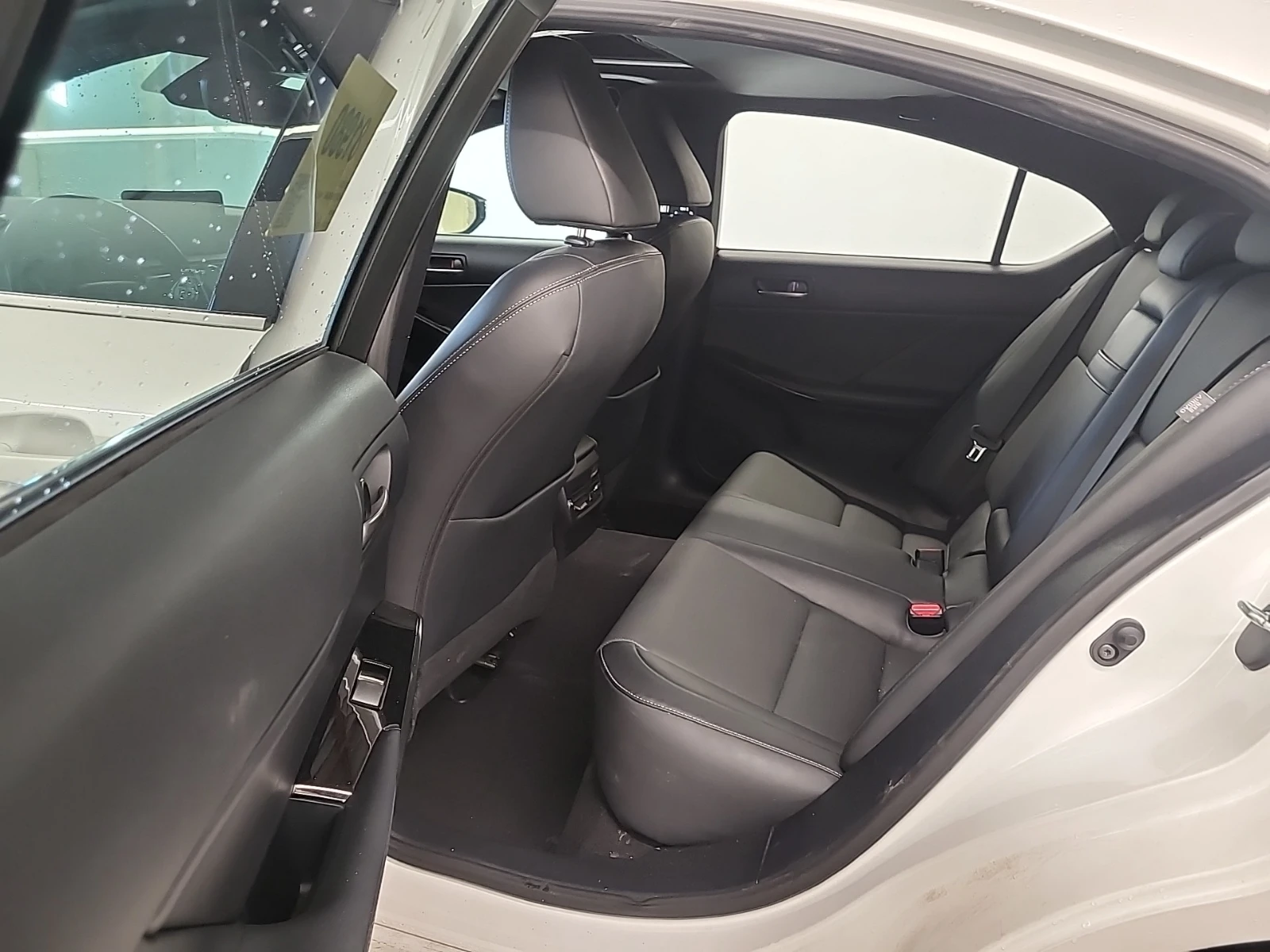 Lexus IS АВТОКРЕДИТ, снимка 15 - Автомобили и джипове - 56632721