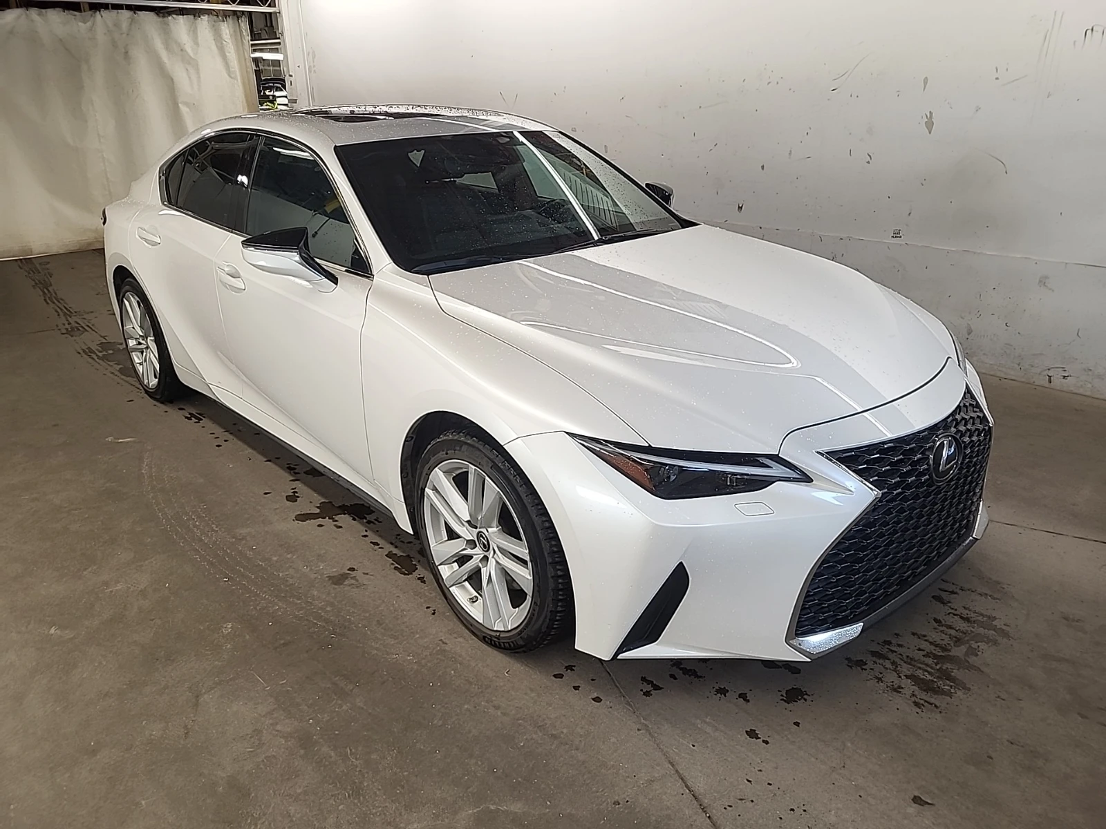 Lexus IS АВТОКРЕДИТ, снимка 3 - Автомобили и джипове - 56632721