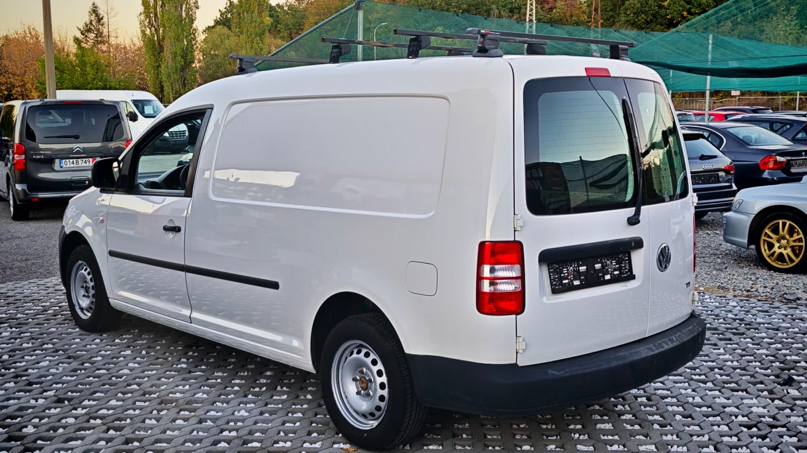 VW Caddy MAXI * CLIMA* 1.6TDI, снимка 3 - Автомобили и джипове - 56643793