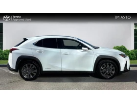 Lexus UX 2.0 F-SPORT E-FOUR AWD, снимка 17