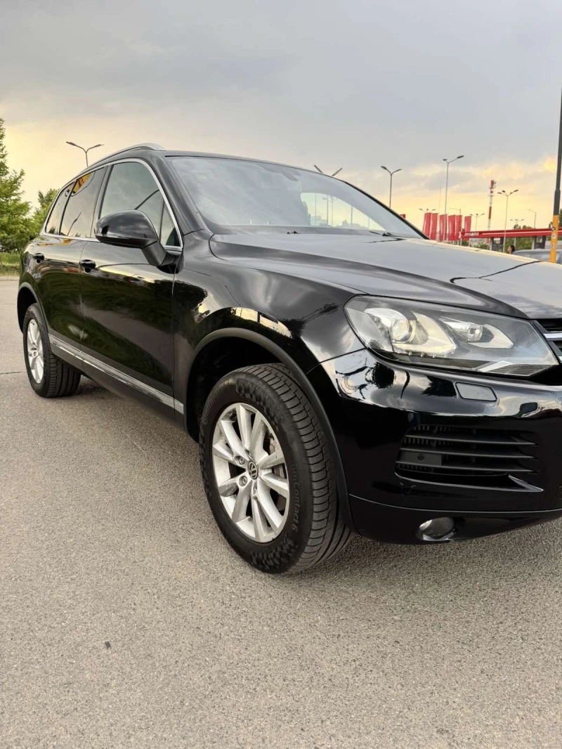 VW Touareg 3.0 V6 TDI, снимка 5 - Автомобили и джипове - 52190711
