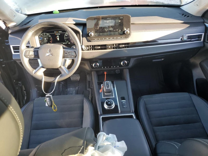 Mitsubishi Outlander 2.5* SE* РЕАЛНИ КМ!, снимка 7 - Автомобили и джипове - 52752665