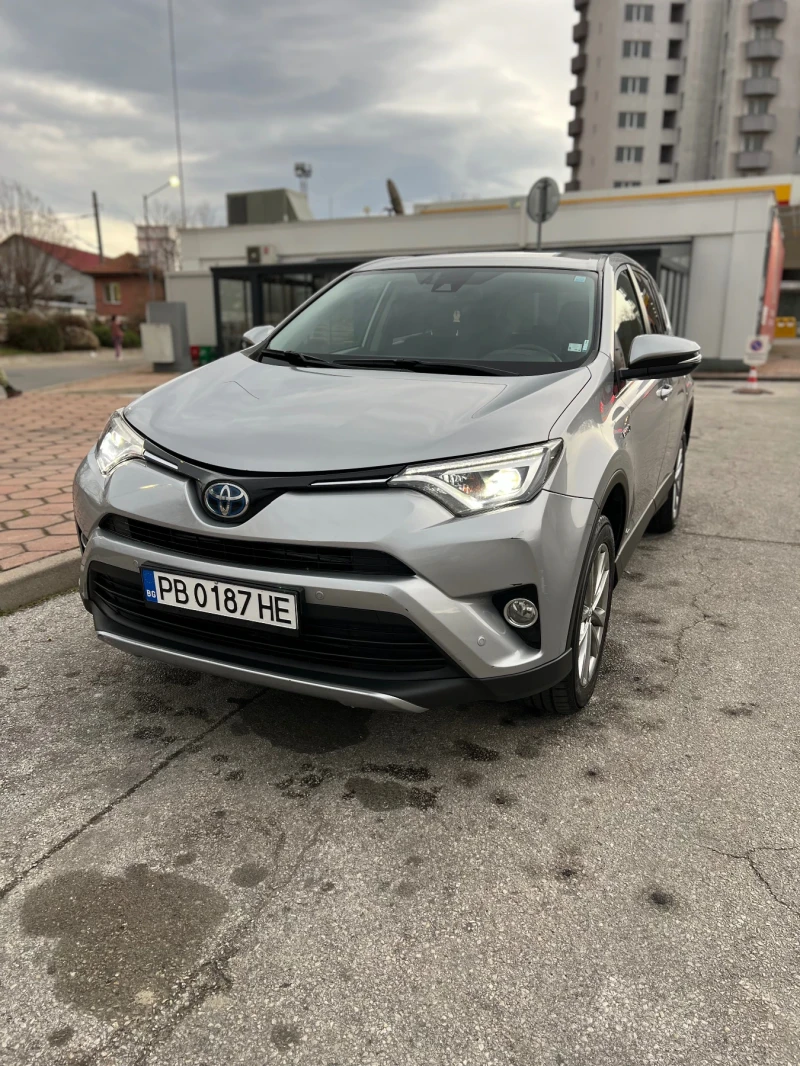 Toyota Rav4 2.5 Hybrid/Dynamic 2018г. Facelift, снимка 8 - Автомобили и джипове - 52977556