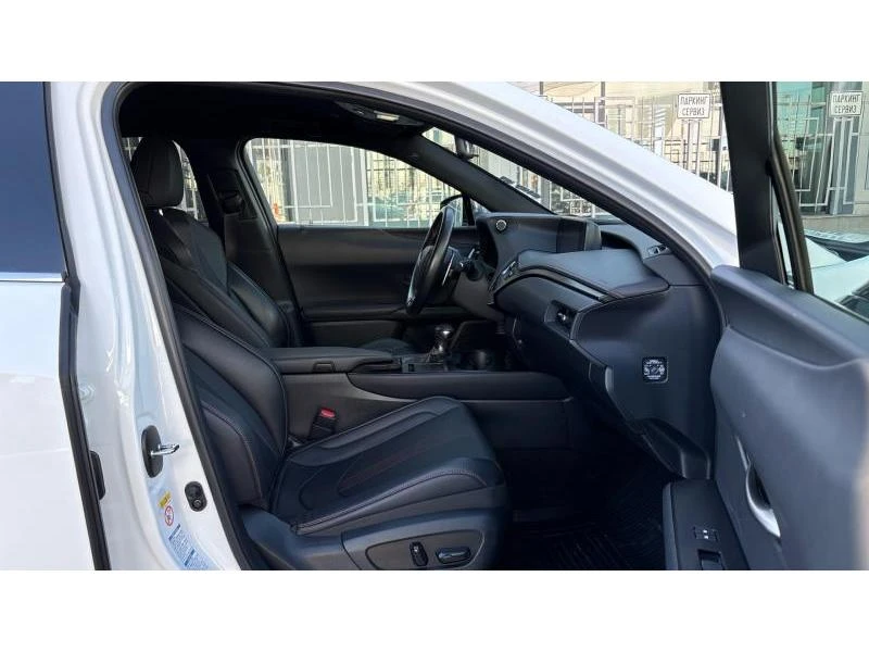 Lexus UX 2.0 F-SPORT E-FOUR AWD, снимка 6 - Автомобили и джипове - 54119805