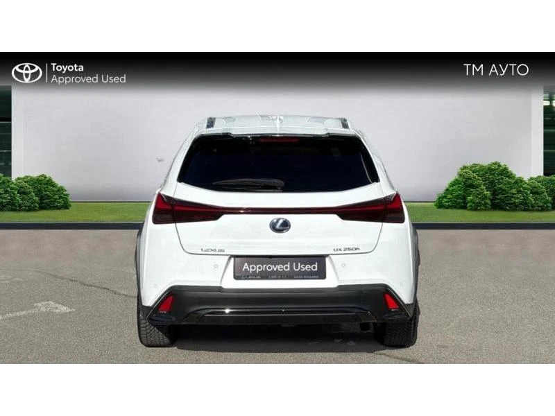 Lexus UX 2.0 F-SPORT E-FOUR AWD, снимка 4 - Автомобили и джипове - 54119805