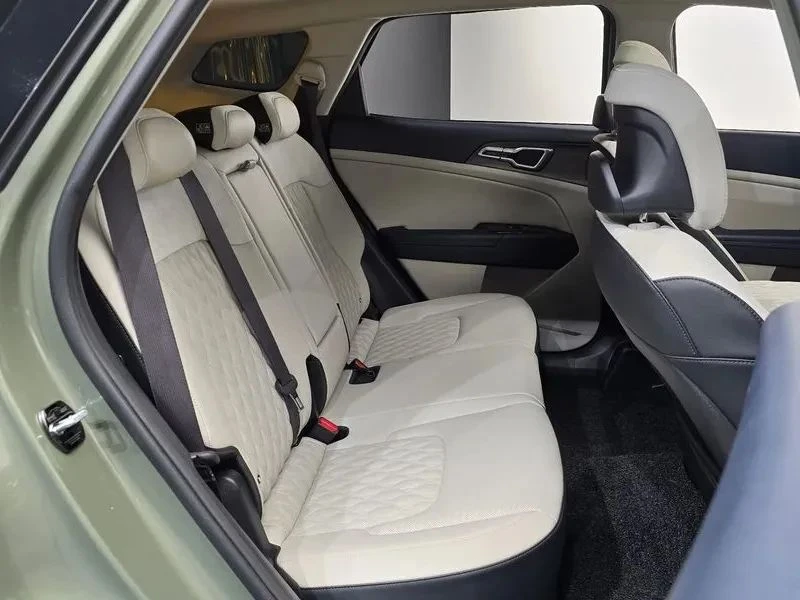 Kia Sportage, снимка 10 - Автомобили и джипове - 56731851