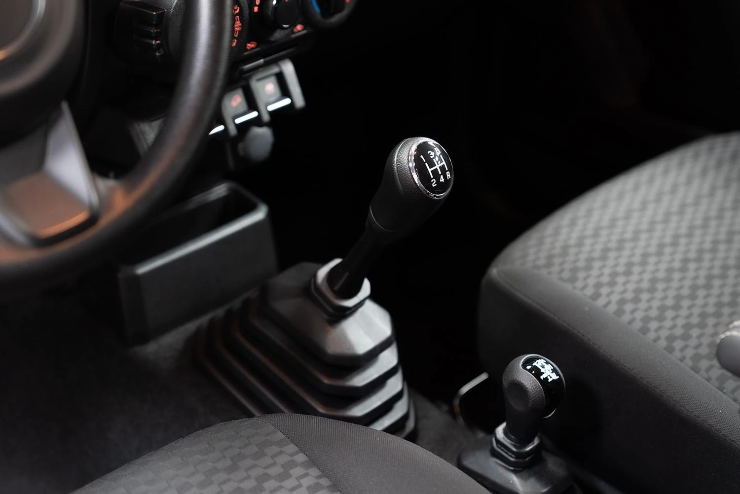 Suzuki Jimny COMFORT 4X4  | Mobile.bg   11