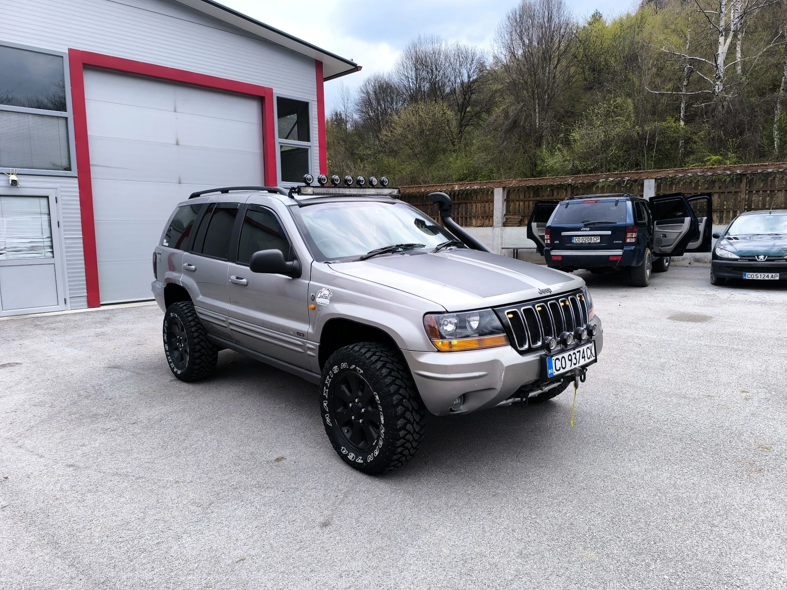 Jeep Grand cherokee  - изображение 2
