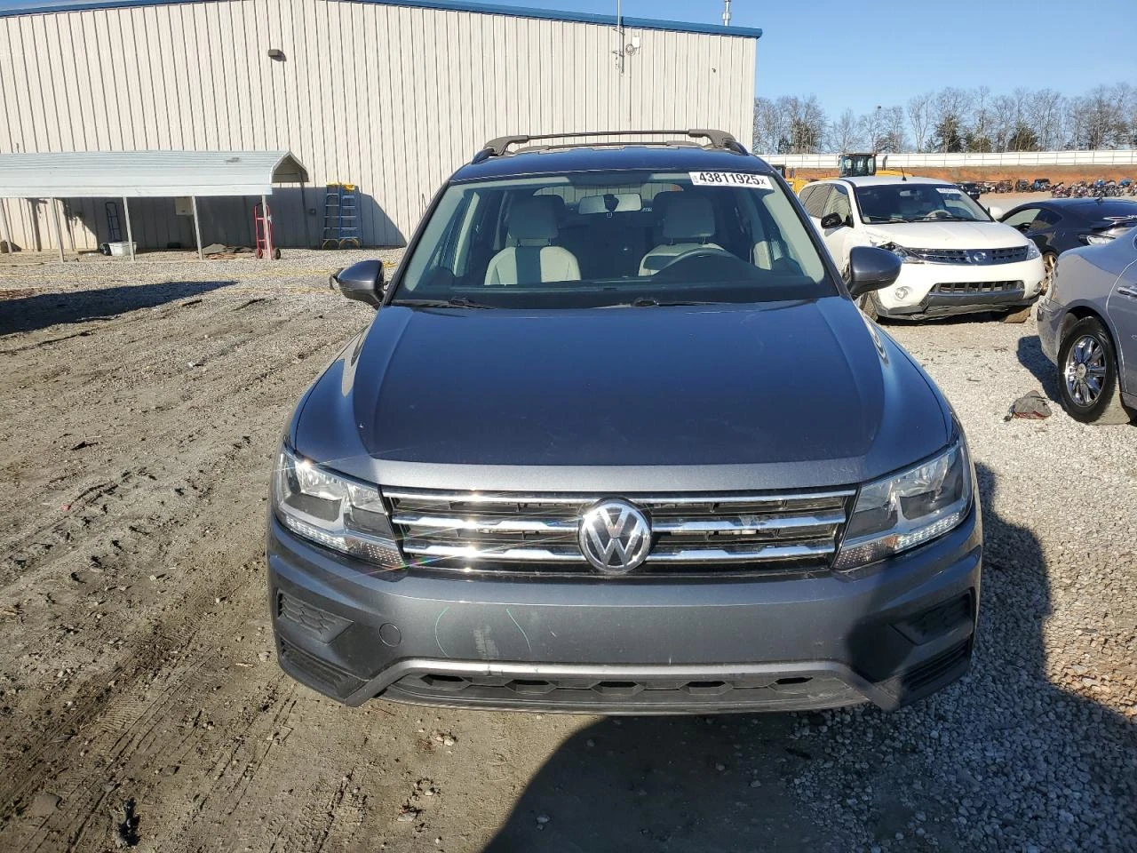 VW Tiguan S 2.0L 4x4/ФИКСИРАНА ЦЕНА! - изображение 2