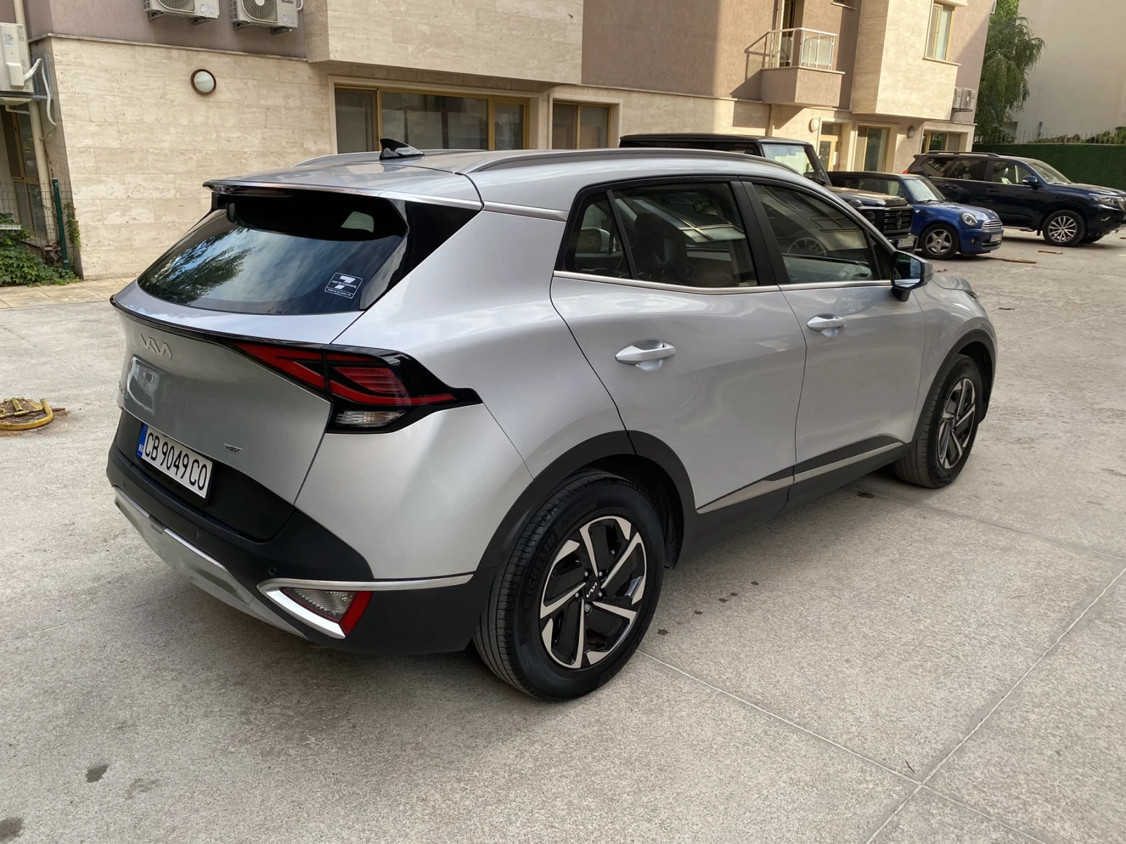 Kia Sportage 1.6 T-GDi/ HYBRID / 230кс./ Active Business - изображение 3