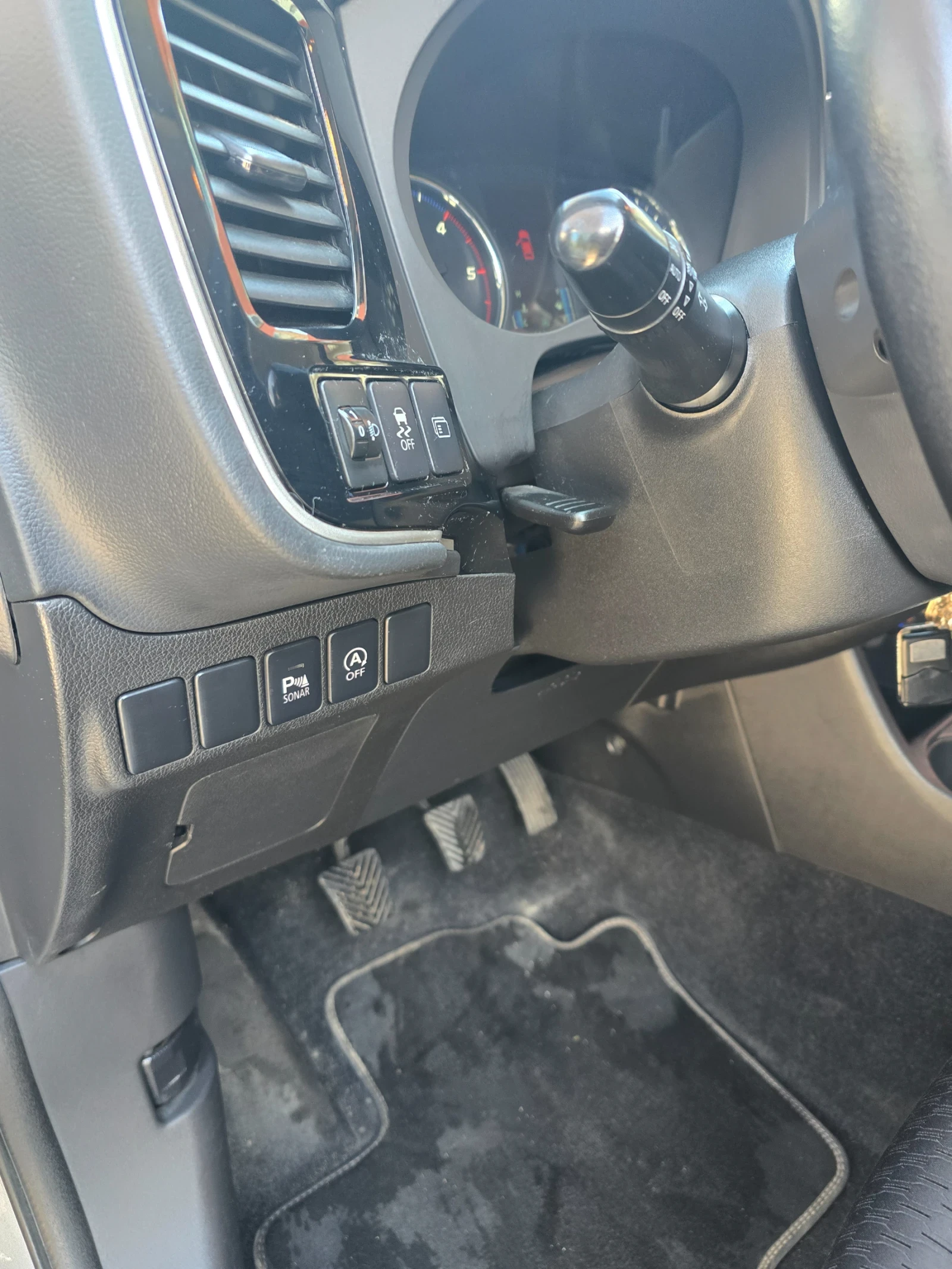 Mitsubishi Outlander 2.2 DID - изображение 9