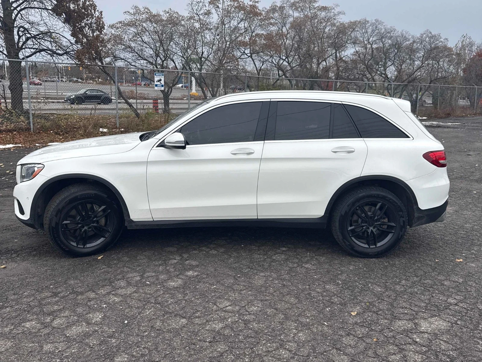 Mercedes-Benz GLC 300 CARFAX АВТО КРЕДИТ  - изображение 2
