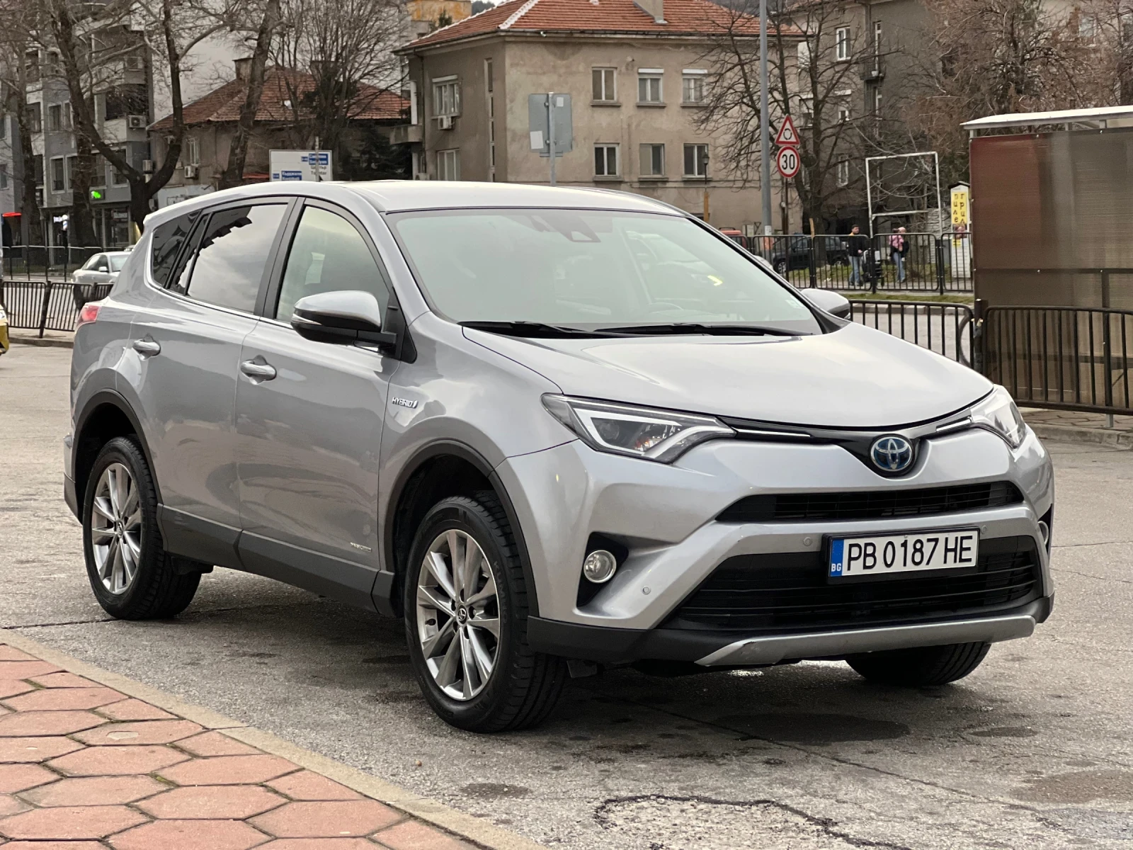 Toyota Rav4 2.5 Hybrid/Dynamic 2018�. Facelift | Mobile.bg � ����������� 3