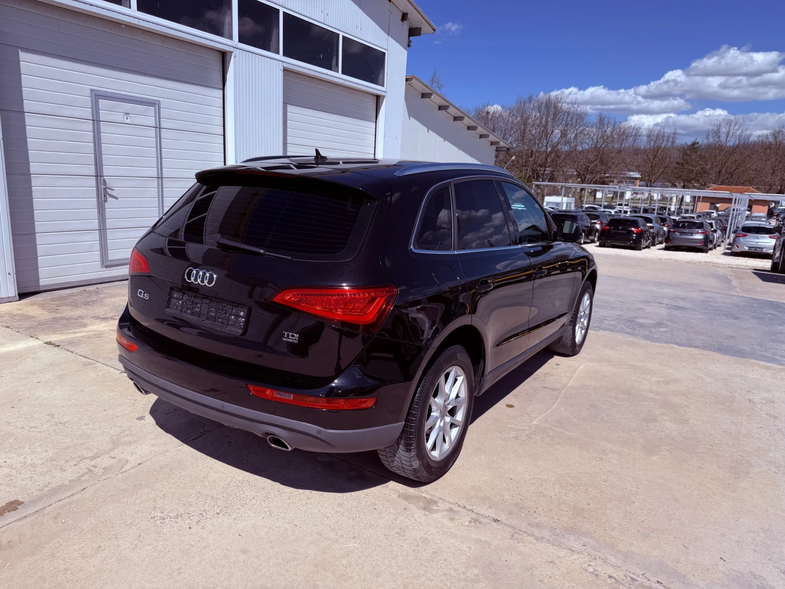 Audi Q5 3.0tdi 245k.c* 4x4* Navi* Nova* UNIKAT* , снимка 15 - Автомобили и джипове - 53050589
