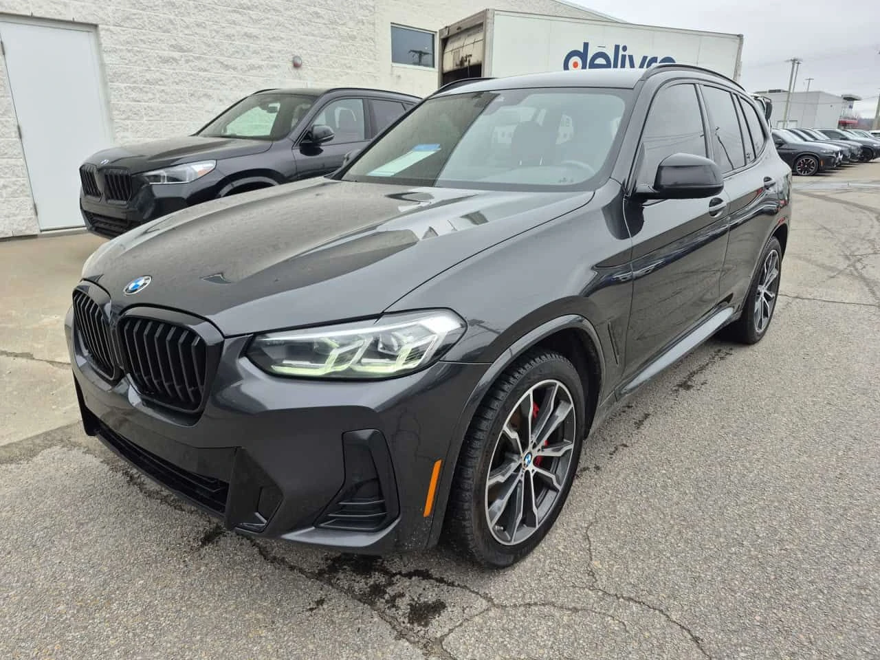 BMW X3 * Дигитално табло * М Спорт * Червен салон * 