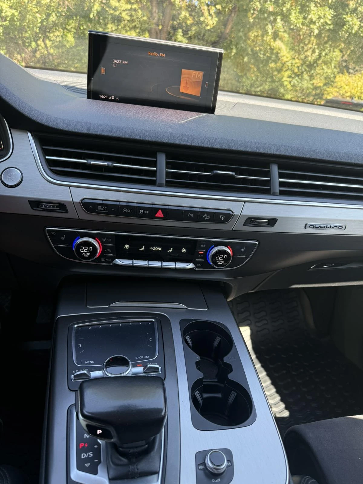Audi Q7 Audi Q7 3.0TDI 6+ 1МЕСТА, снимка 13 - Автомобили и джипове - 56156187