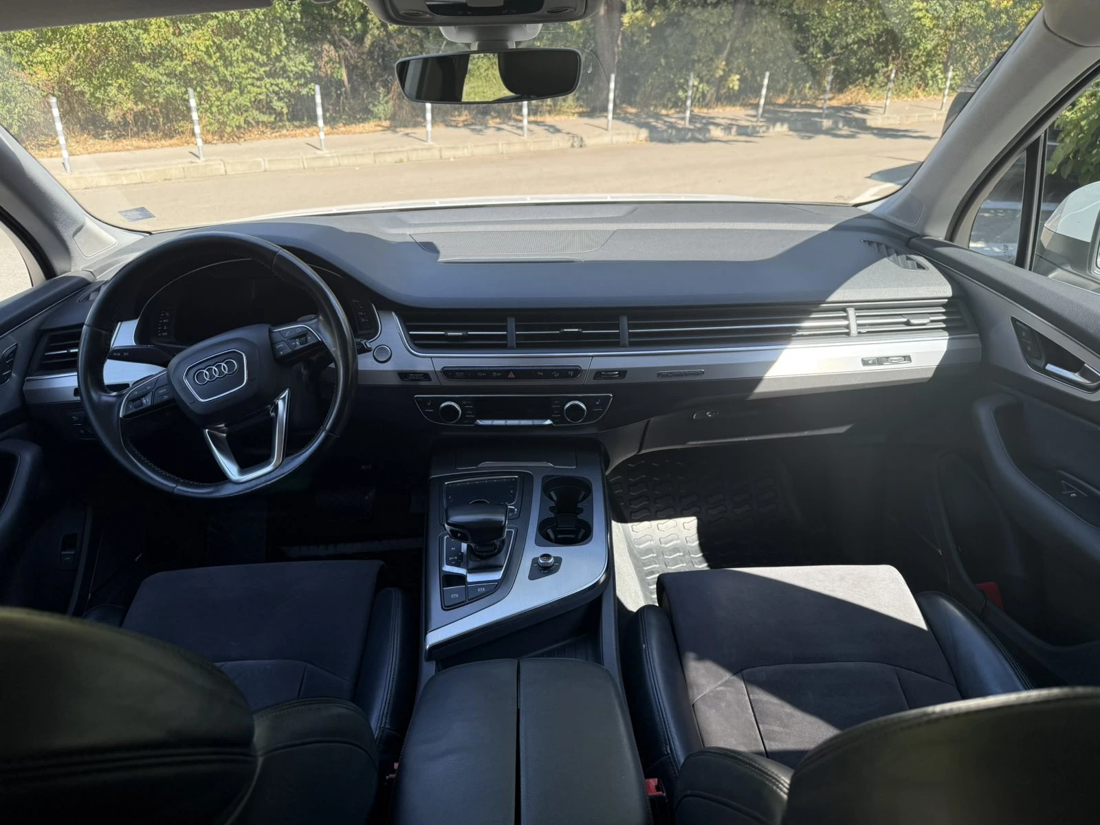 Audi Q7 Audi Q7 3.0TDI 6+ 1МЕСТА, снимка 12 - Автомобили и джипове - 56156187