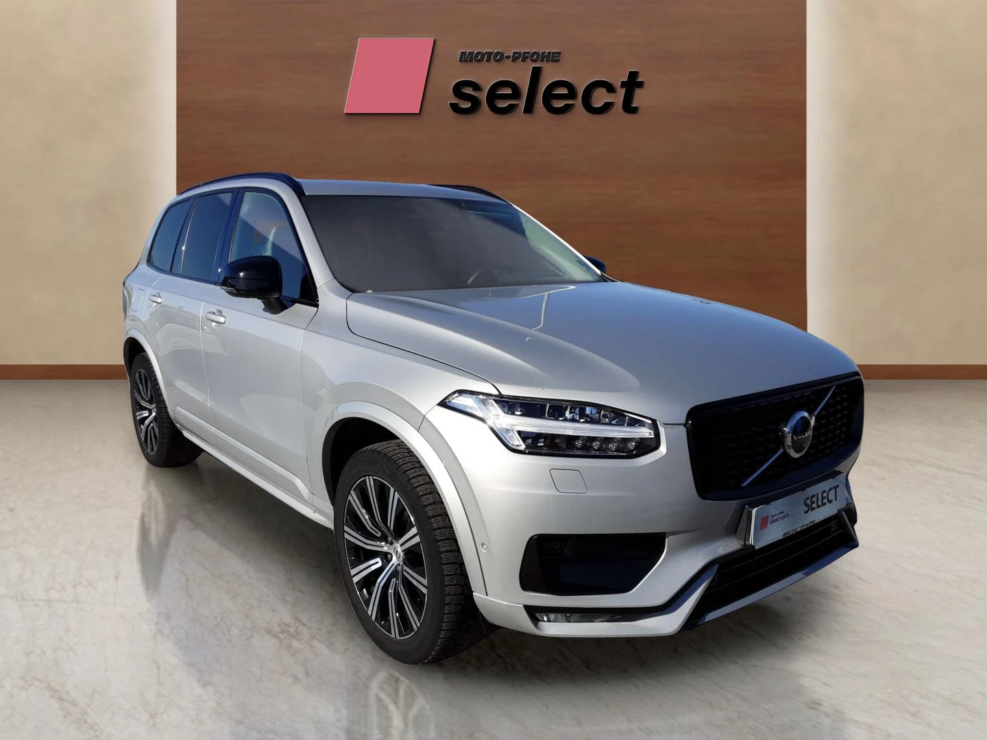 Volvo Xc90 2.0L, снимка 3 - Автомобили и джипове - 55982858