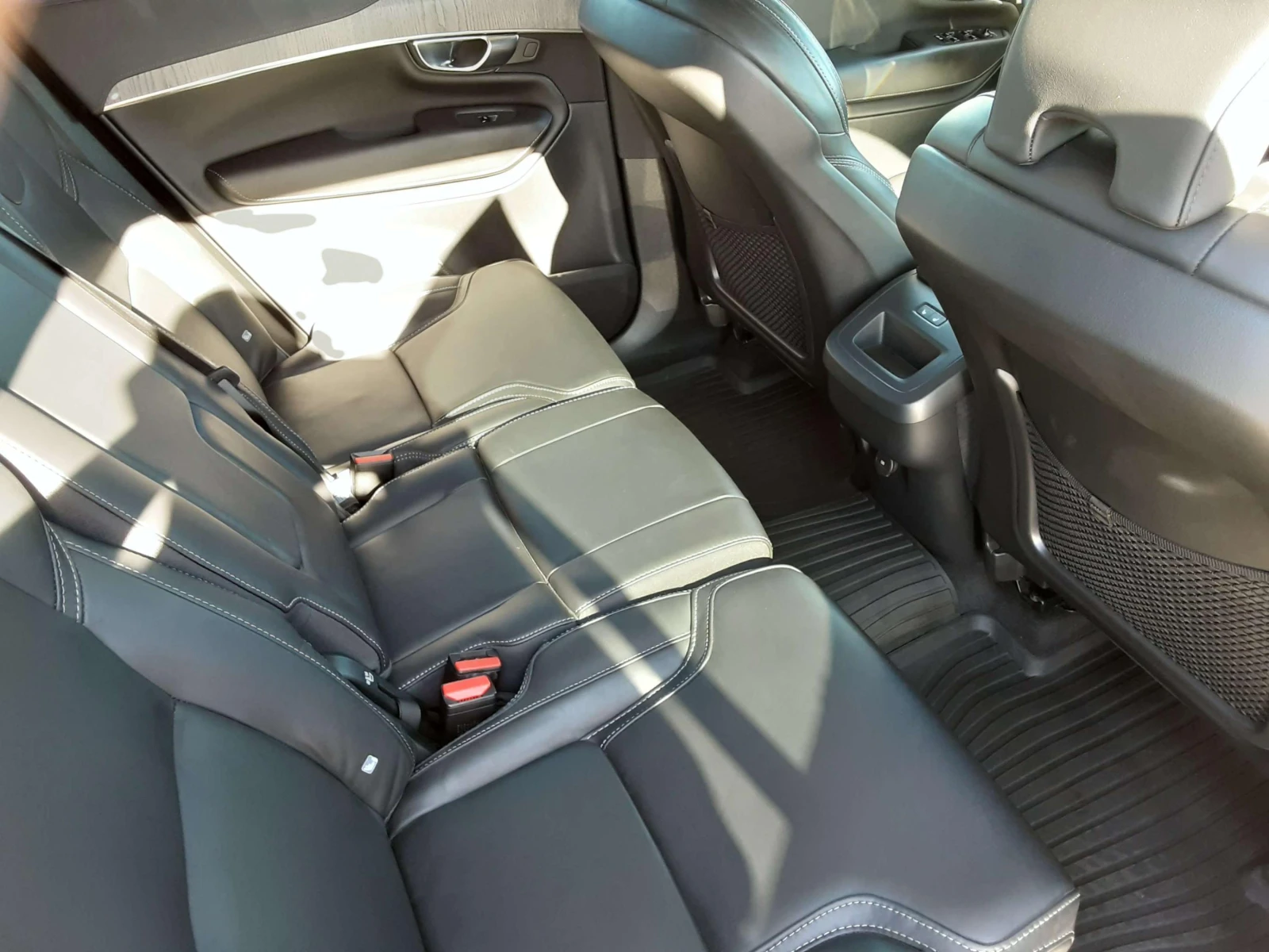 Volvo Xc90 2.0L, снимка 9 - Автомобили и джипове - 55982858