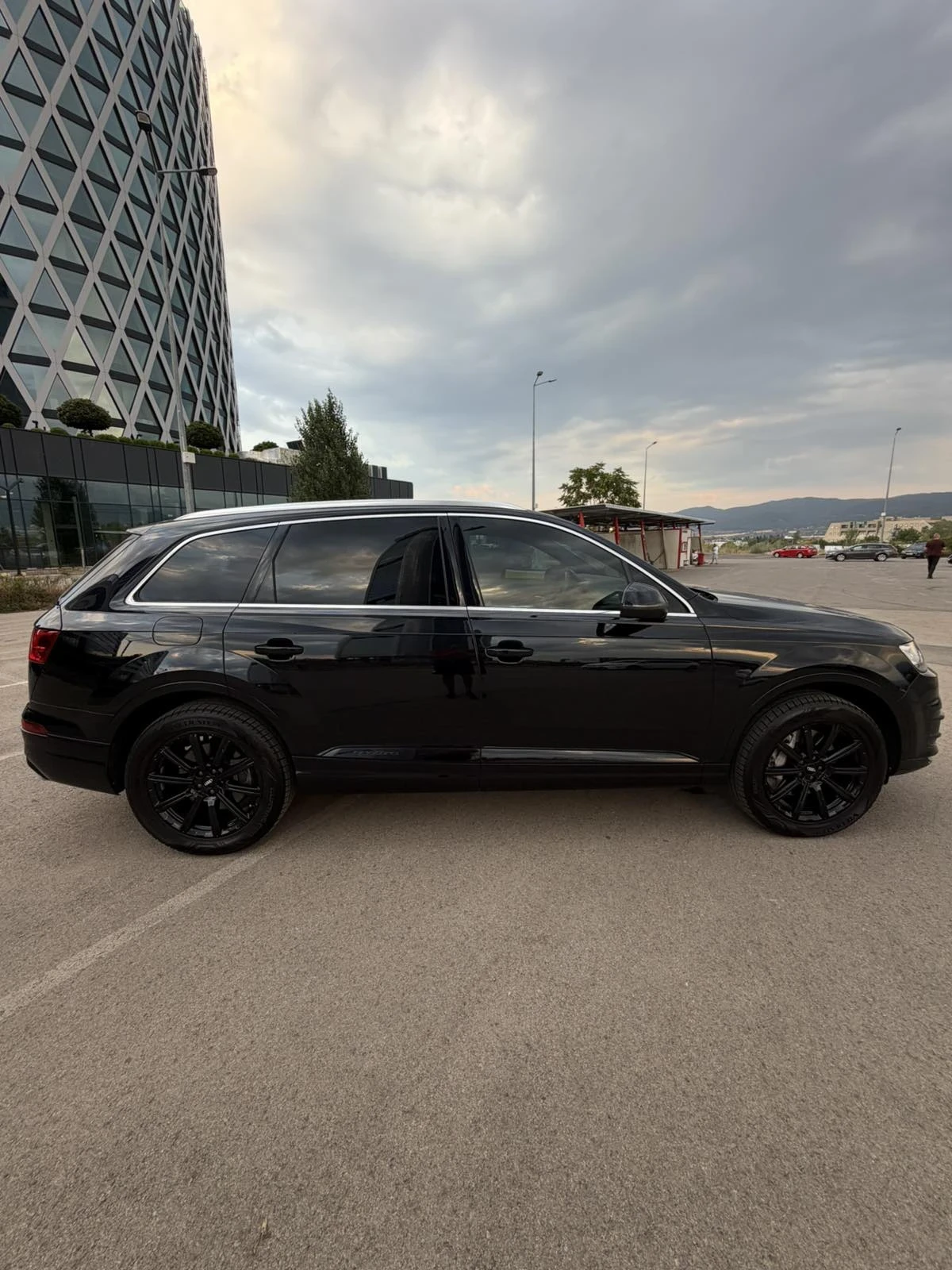 Audi Q7 3.0 TFSI quattro 6+ 1, снимка 8 - Автомобили и джипове - 56041262