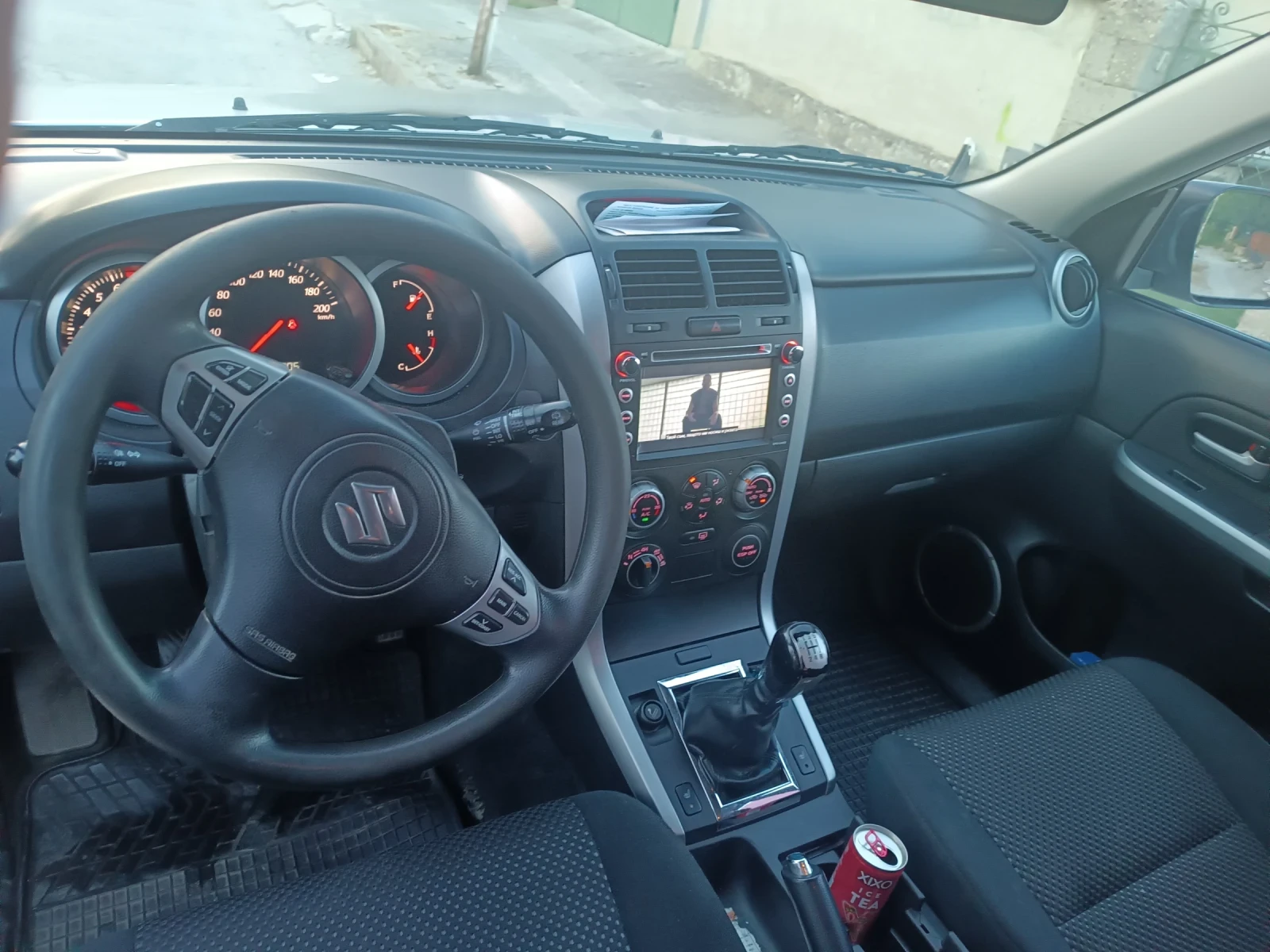 Suzuki Grand vitara 2.0/140 газ, снимка 9 - Автомобили и джипове - 56078355