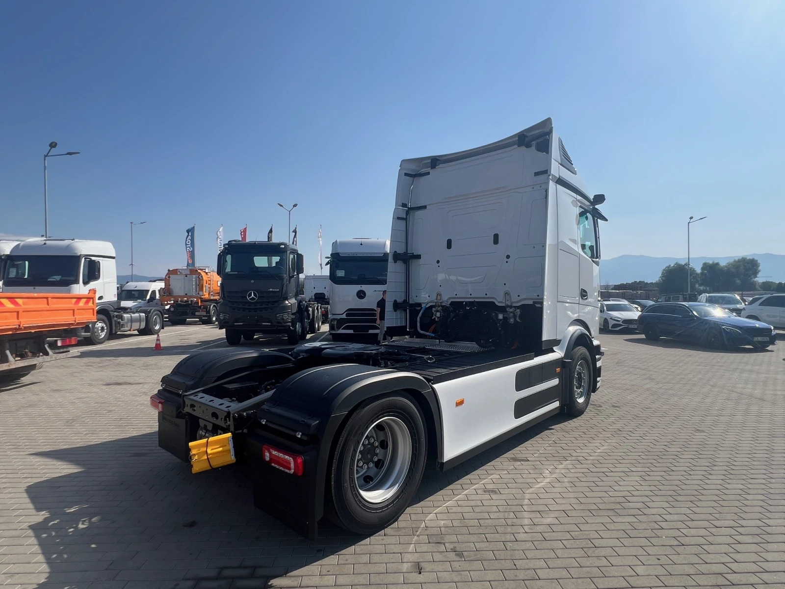 Mercedes-Benz Actros eActros 600 - изображение 4