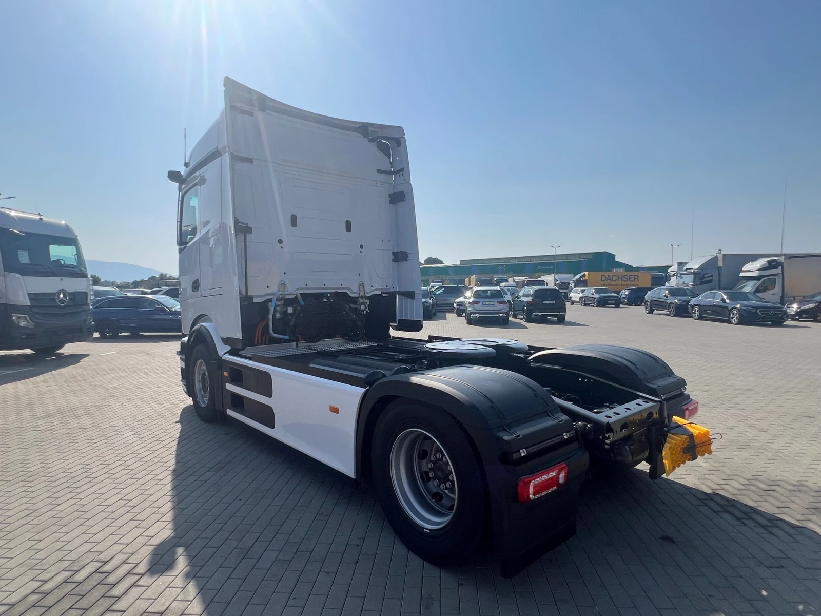 Mercedes-Benz Actros eActros 600 - изображение 6