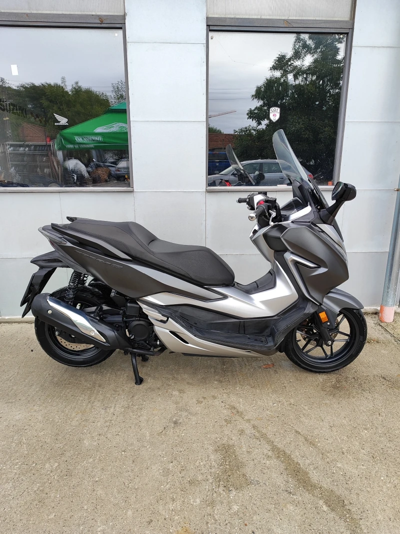 Honda Forza 300i keyless , снимка 3 - Мотоциклети и мототехника - 51939923