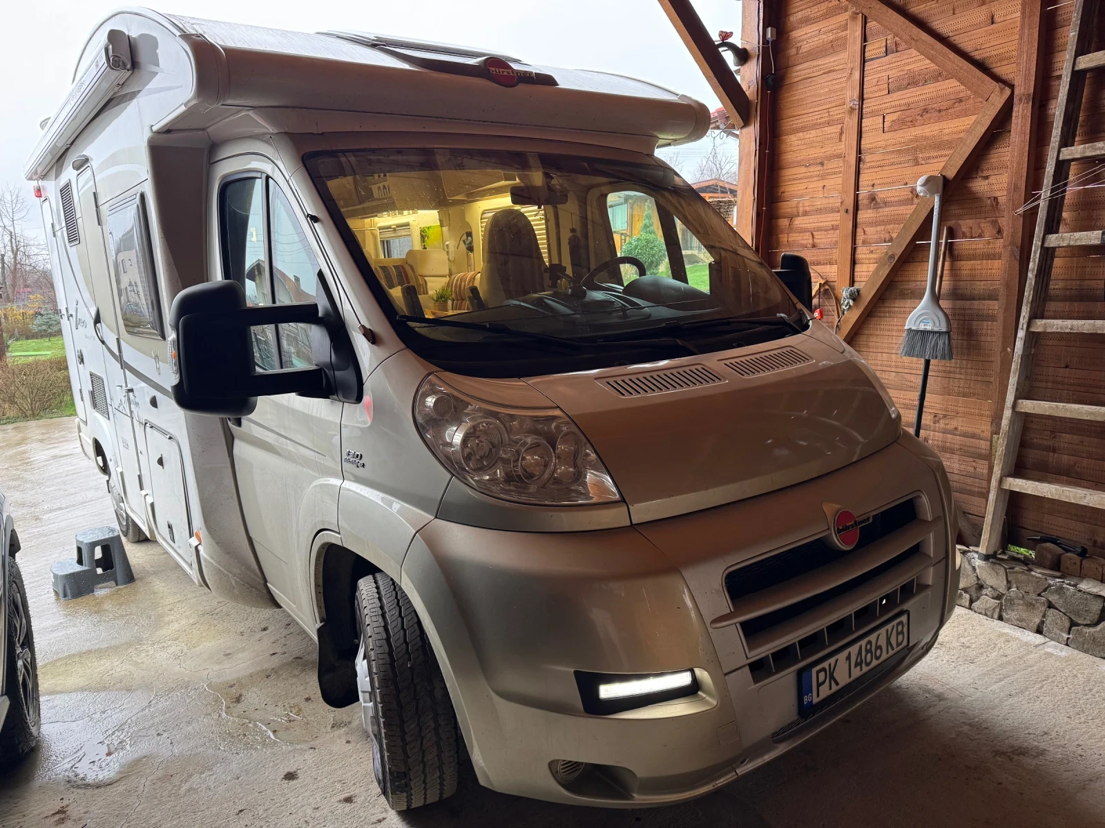 Кемпер Burstner I-xeo 