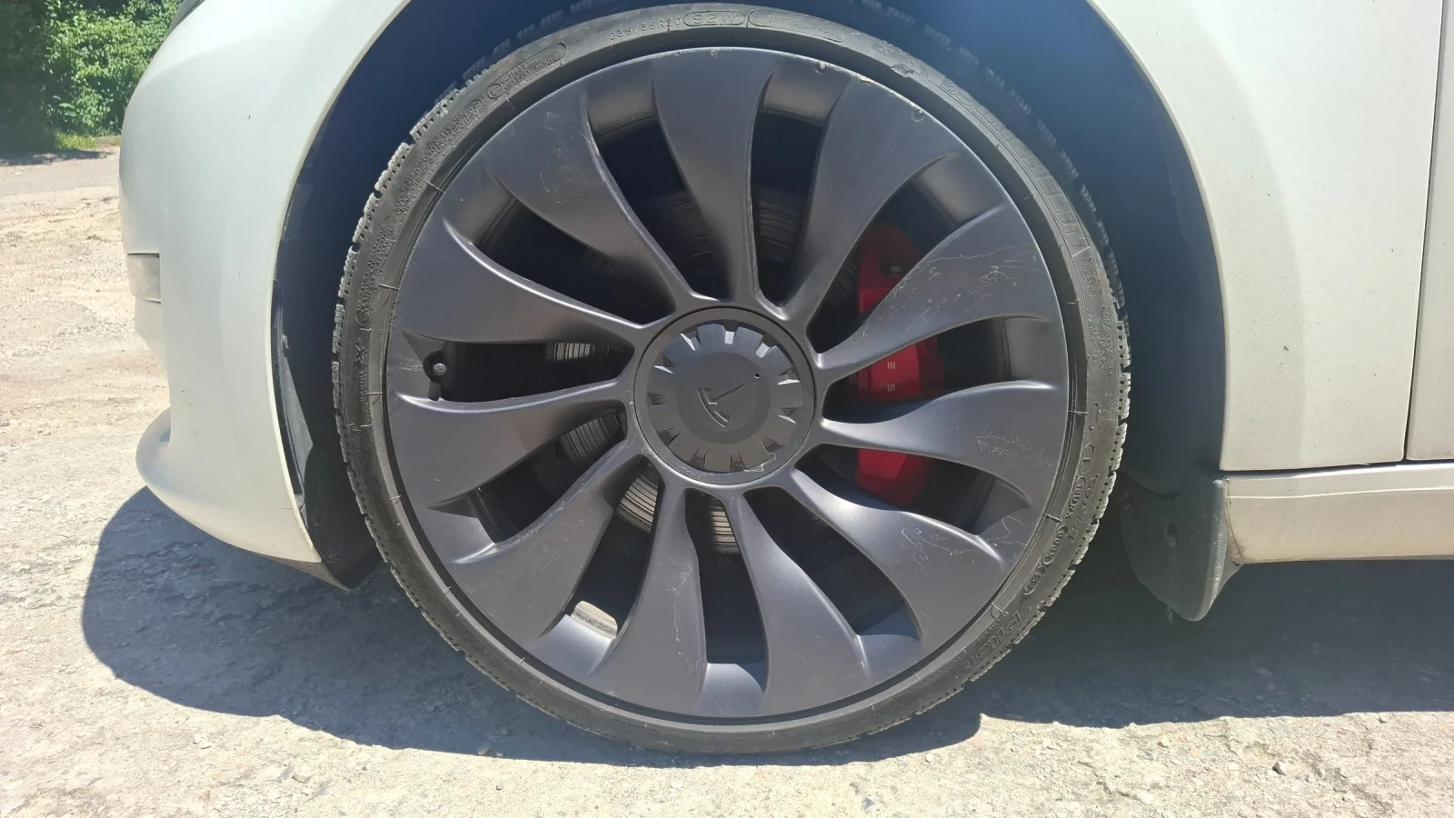 Гуми с джанти Michelin 235/35R20