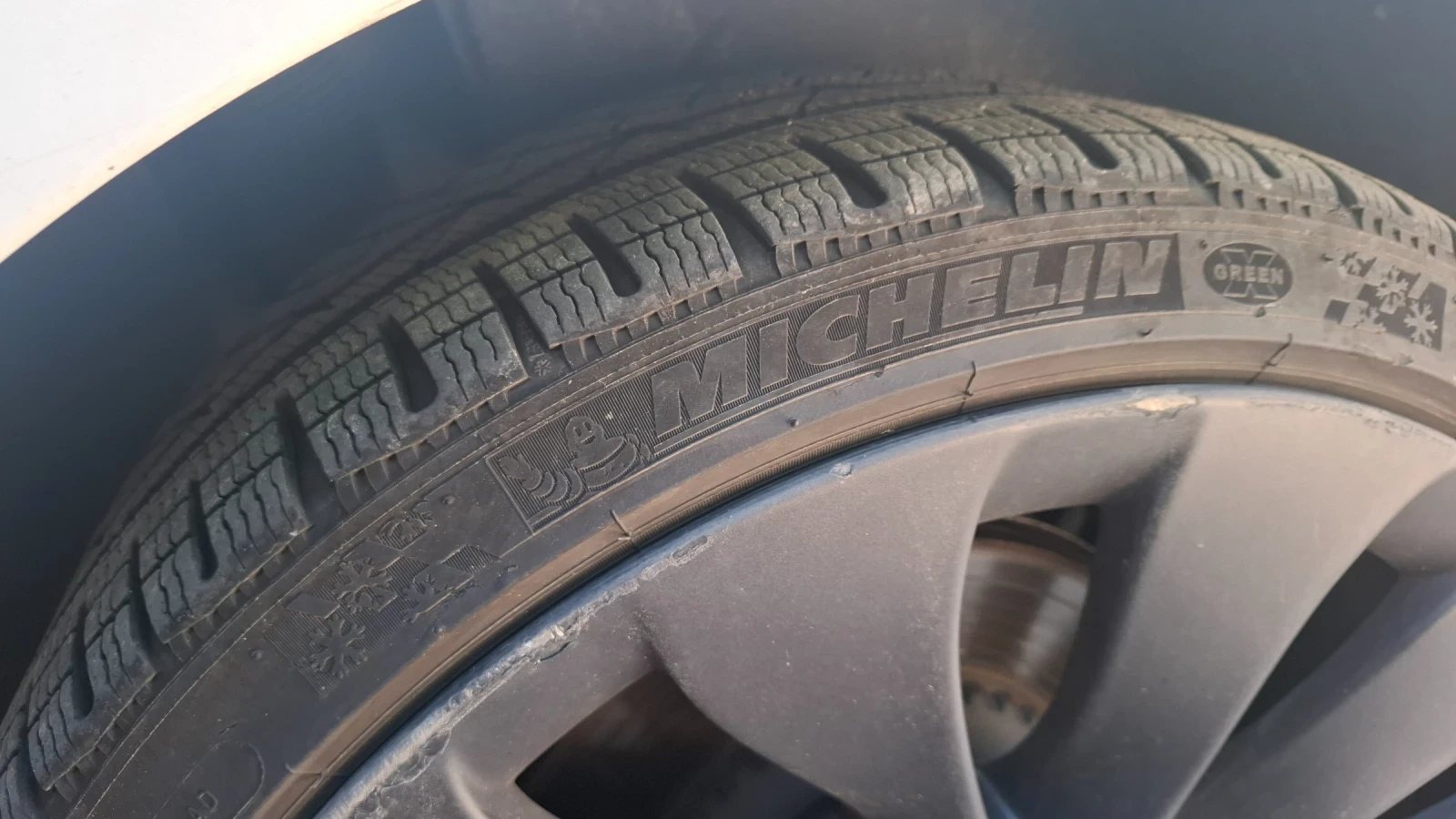 Гуми с джанти Michelin 235/35R20, снимка 7 - Гуми и джанти - 54737847