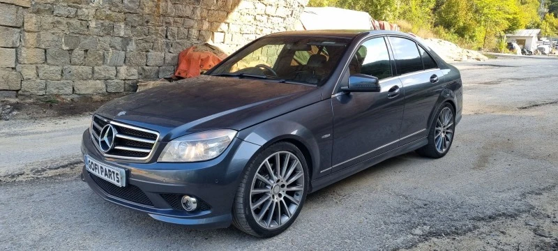 Mercedes-Benz C 350, снимка 12 - Автомобили и джипове - 47699932