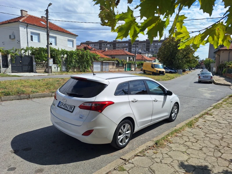 Hyundai I30 1.6 crdi, снимка 7 - Автомобили и джипове - 47268844