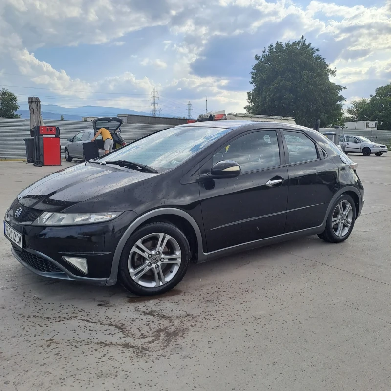 Honda Civic 1.4 100 коня  Реални километри , снимка 2 - Автомобили и джипове - 47729556