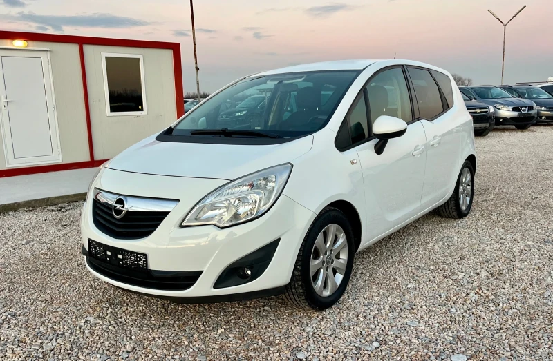 Opel Meriva 1.4i* ГАЗ* КАМЕРА, снимка 1 - Автомобили и джипове - 48499336