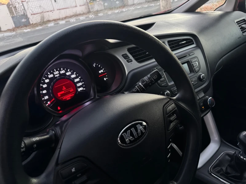 Kia Ceed 1.4 BENZIN AUSTRIA, снимка 10 - Автомобили и джипове - 48995304